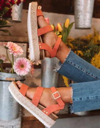 Casual Luxor X Buckle Sandals