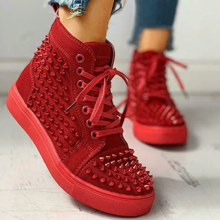 Montré X Sneakers