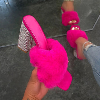 Willow Fluffy X High Heels